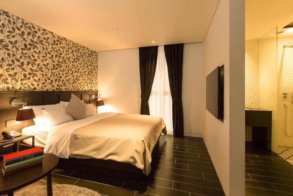 Trang Blue Hotel Seoul Exterior photo