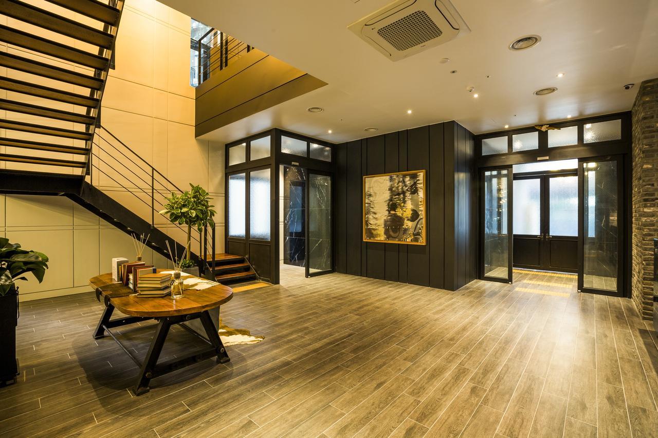 Trang Blue Hotel Seoul Exterior photo